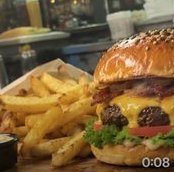 Hamburger ve patates